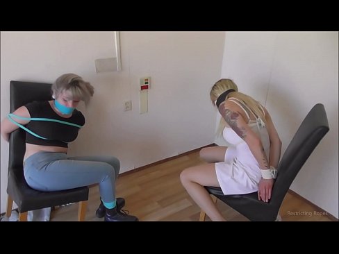 ❤️ Toksomaniulo / ligita kaj buŝoŝtopita / junulino en mizero ❌ Bonega porno ĉe porno eo.https-tubsexer.ru ﹏