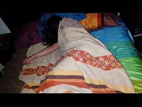 ❤️ Vicfilo kritikante sian junan duonpatrinon dum ŝi dormas. ❌ Bonega porno ĉe porno eo.https-tubsexer.ru ﹏
